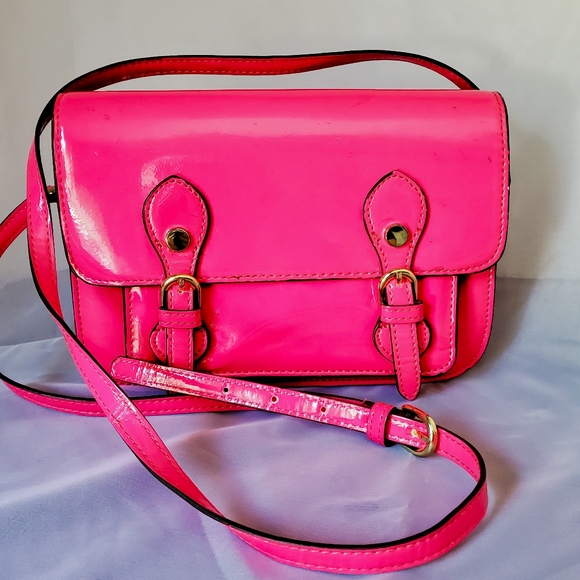 Steve Madden - Neon Pink Crossbody - Picture 1 of 7